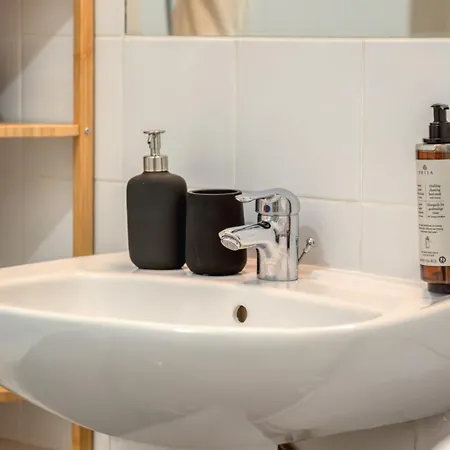 Celestine Mignon F2 En Centre De - Proximite Donjon De Апартаменты